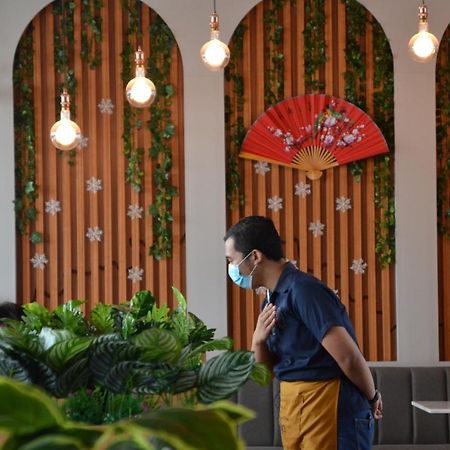 Kala Hotel Semarang Jomblang Exteriör bild