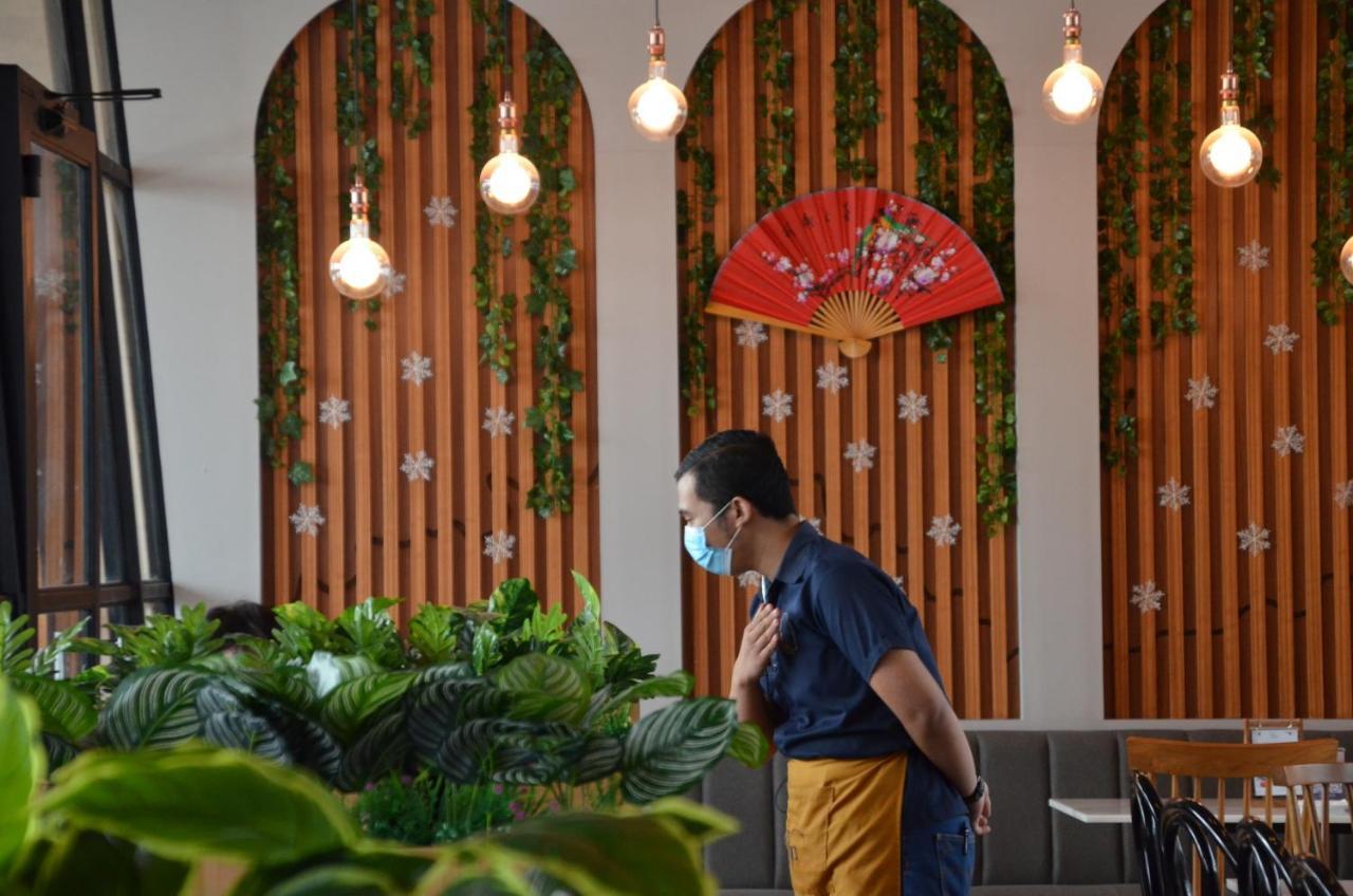 Kala Hotel Semarang Jomblang Exteriör bild